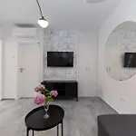 Find Your Haven In Morena Celeste Seaside Puntamika Apartments! * Zara
