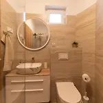 Find Your Haven In Morena Celeste Seaside Puntamika Apartments! Zara