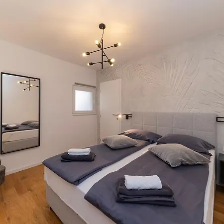 Find Your Haven In Morena Celeste Seaside Puntamika Apartments! Apartment *