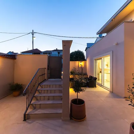 Find Your Haven In Morena Celeste Seaside Puntamika Apartments! *