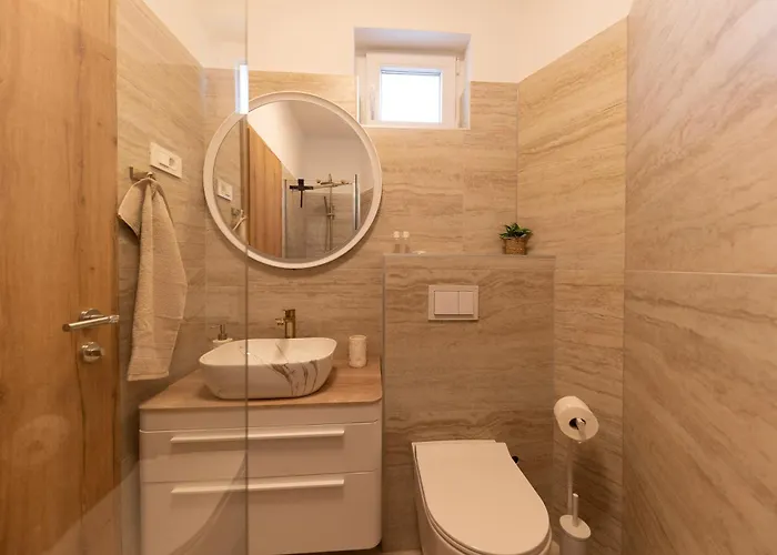Find Your Haven In Morena Celeste Seaside Puntamika Apartments! Ζαντάρ