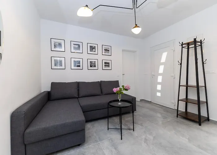 Lejlighed Find Your Haven In Morena Celeste Seaside Puntamika Apartments!