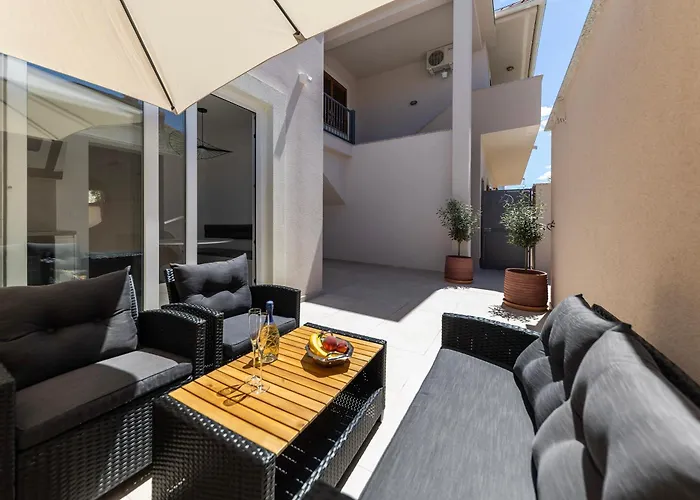 Find Your Haven In Morena Celeste Seaside Puntamika Apartments! * Zadar