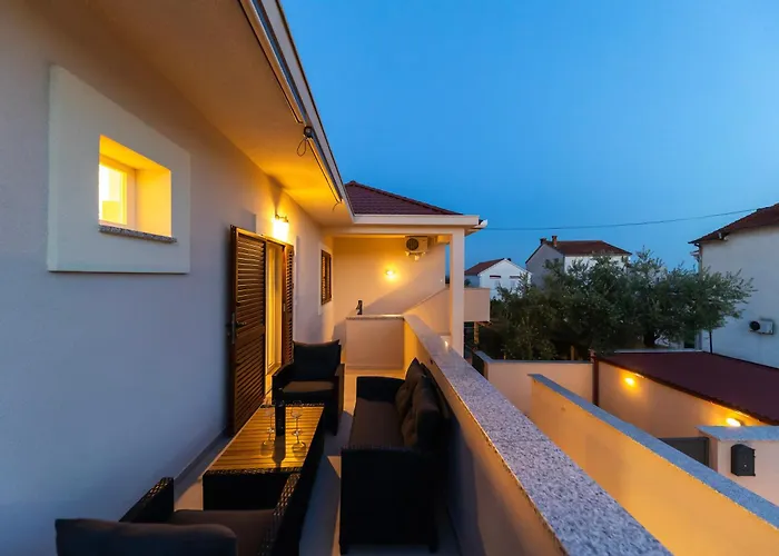 Find Your Haven In Morena Celeste Seaside Puntamika Apartments! *